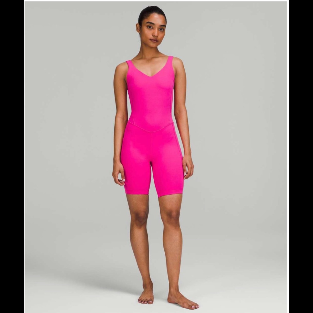 Lululemon Align Onesie 8" in Sonic Pink Size 10
